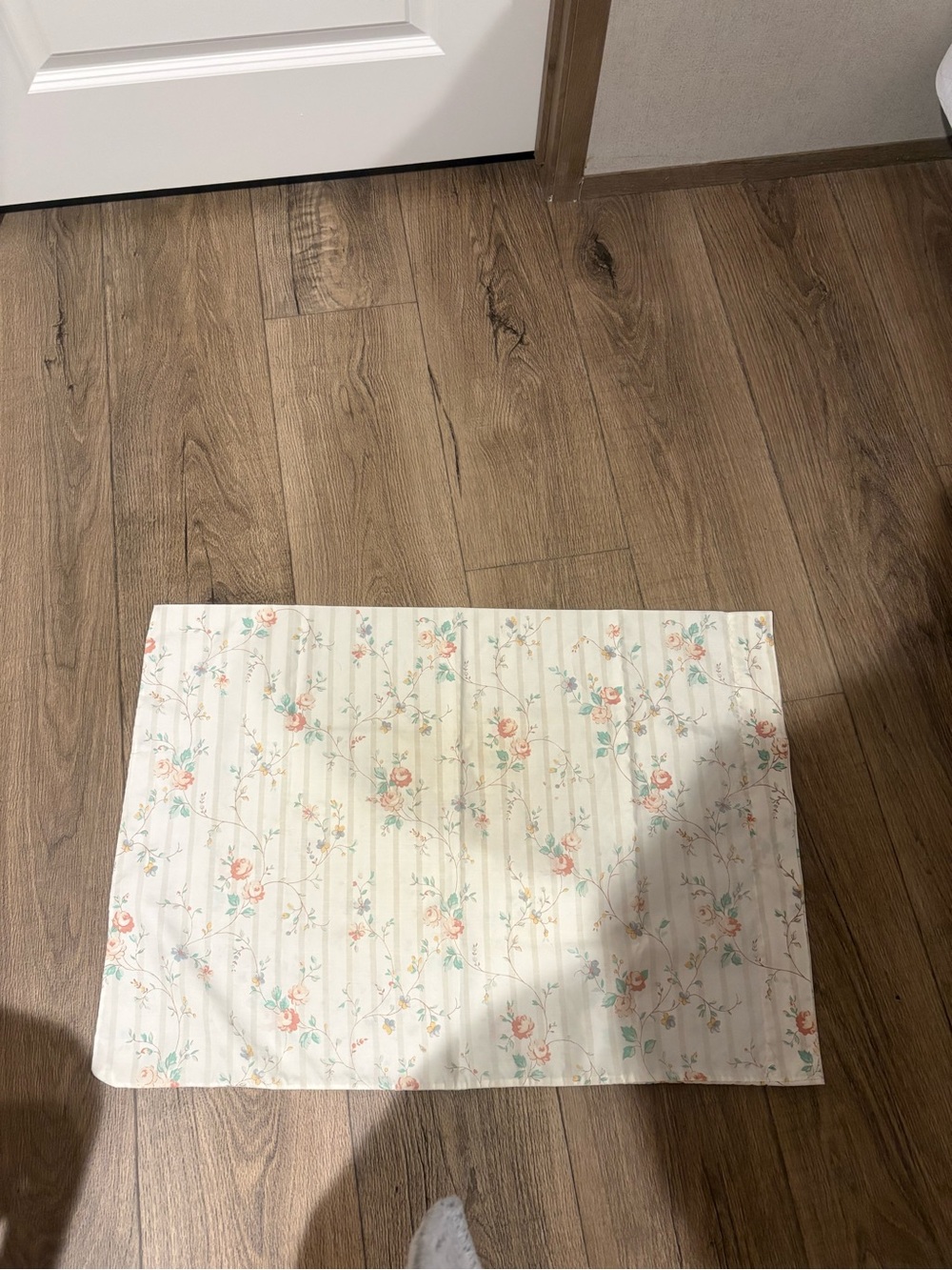 Floral Quilted pillowcase- Pink Floral